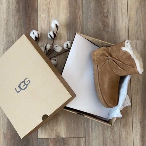🌴🔆UGG- CLASSIC MINI TWIST BOOTS🔆🌴 - Picture 3 of 13